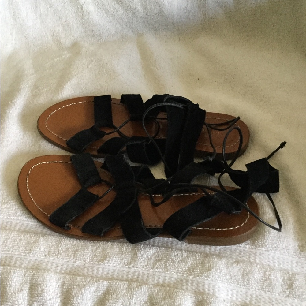 Kate Spade Women’s Black suede lace up sandals 7.5